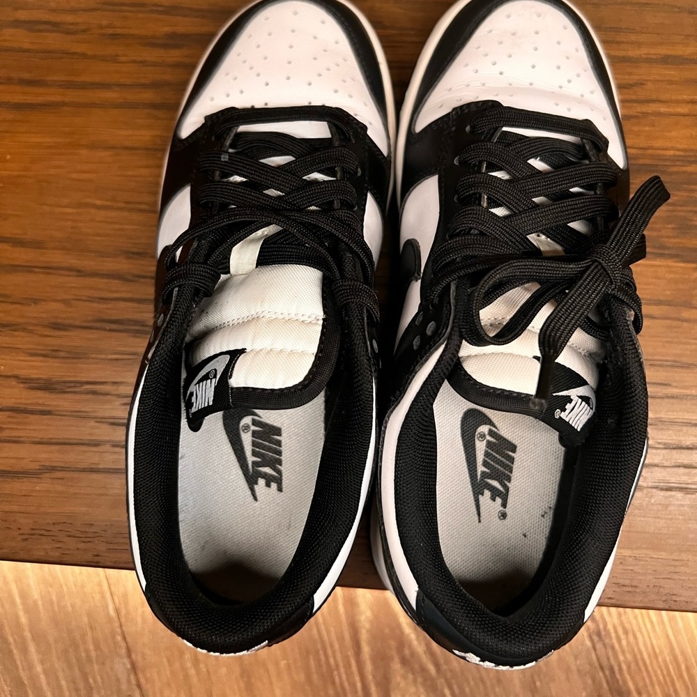 Nike Black and White Women's Shoes